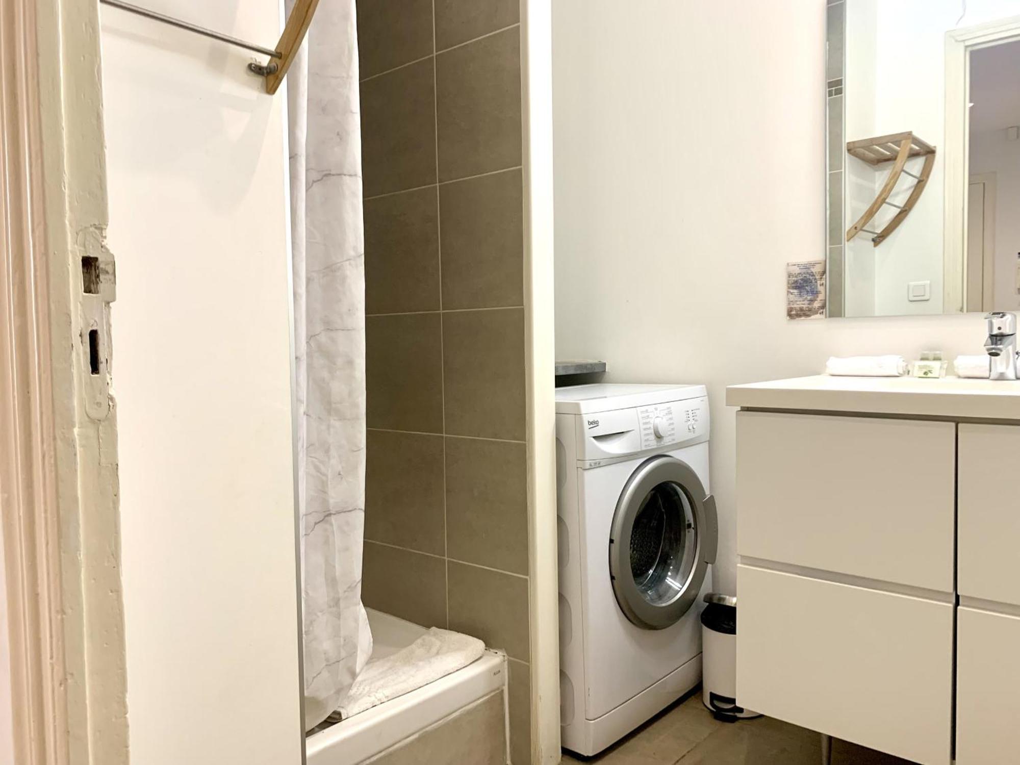 Aparthotel Riviera - 2 Minutes De La Plage - Exceptionnel 2 Chambres Ac - Balcon Meyerbeer 1 니스 외부 사진